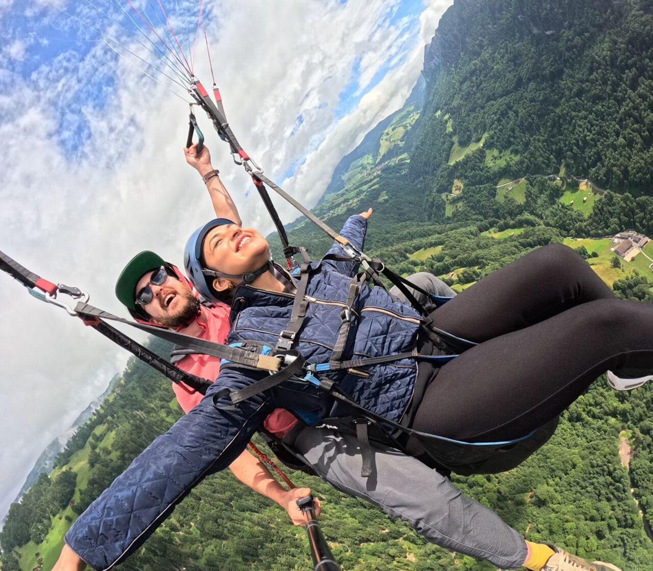 Divyanka and Vivek indulged in skydiving with the picturesque mountains of Switzerland beneath. 