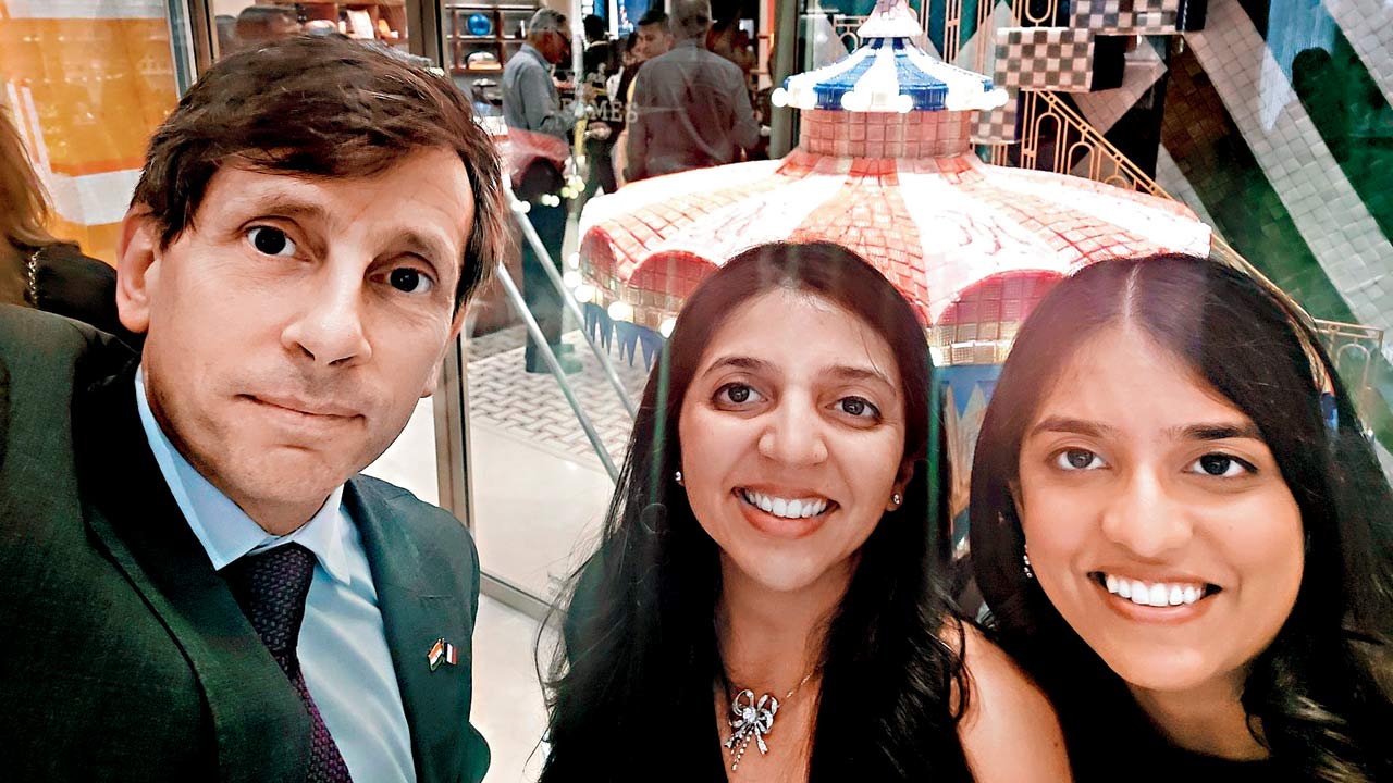 Consul General of France in Mumbai, Jean-Marc Séré-Charlet (left) with Aashika and Tanishaa Cunha