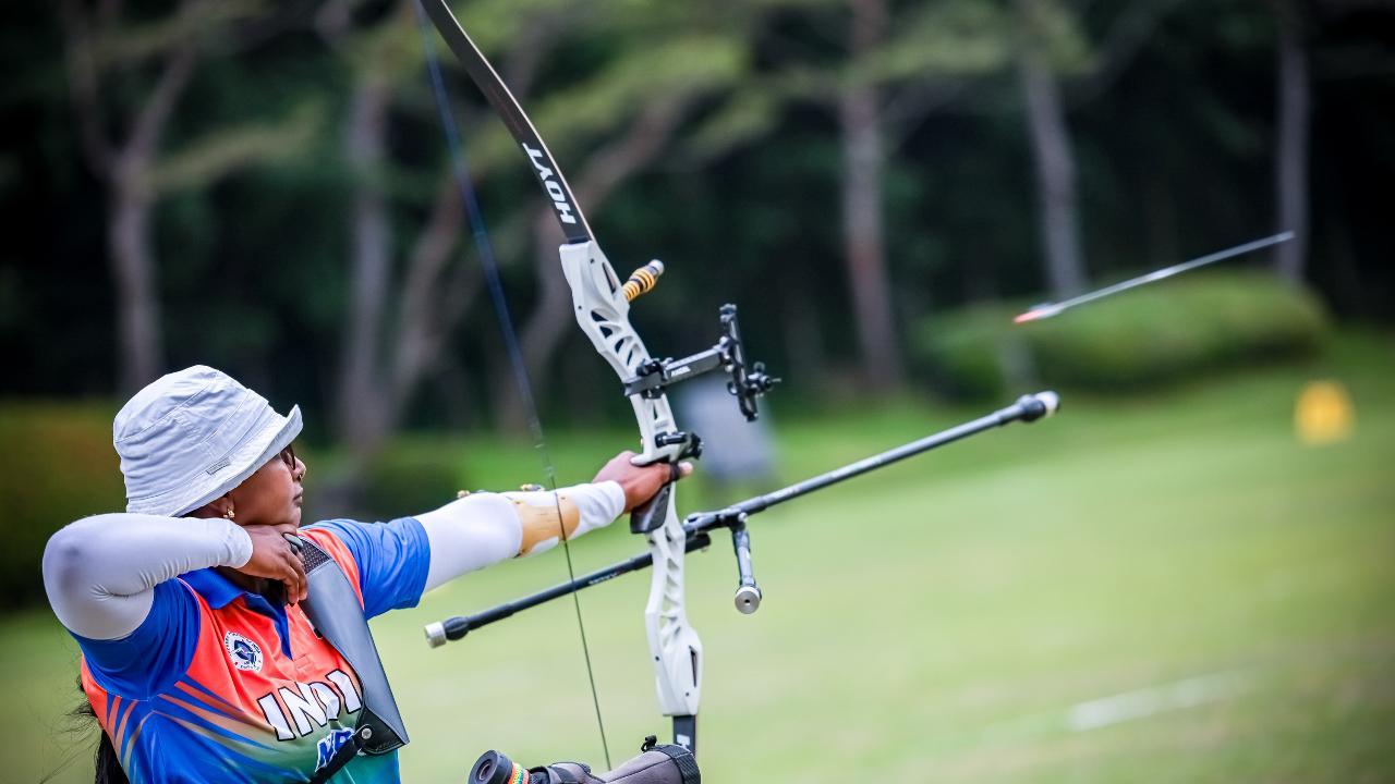 Deepika Kumari enters pre-quarters in women's individual event