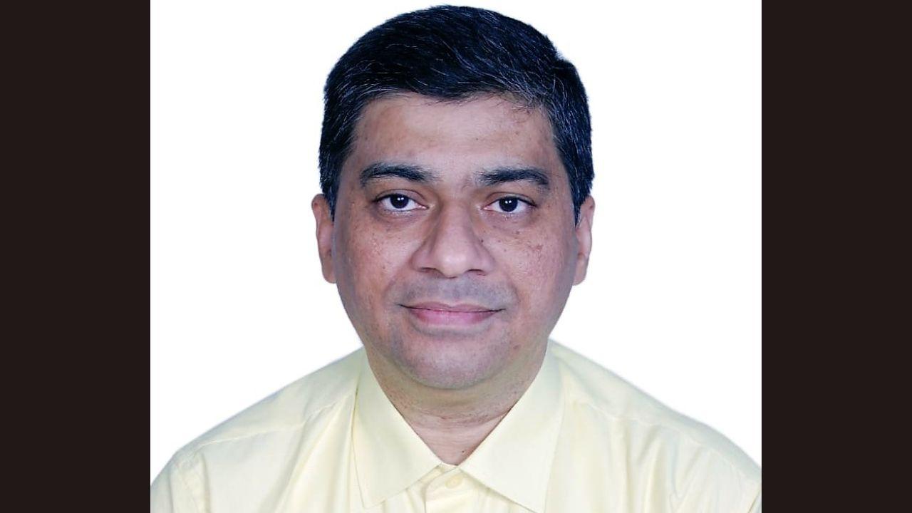 Dr Ketan Vagholkar, professor of surgery at D Y Patil Medical College