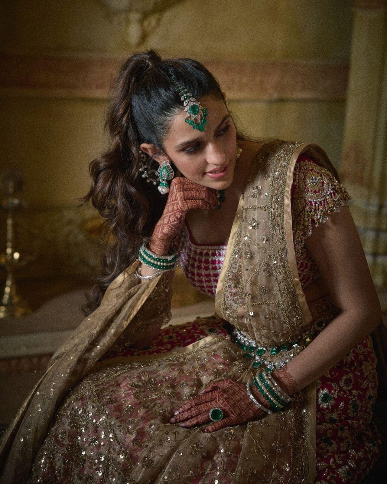 Fast forward to the baraat, she wore an over-the-top set made of the gemstone including a waistband. 