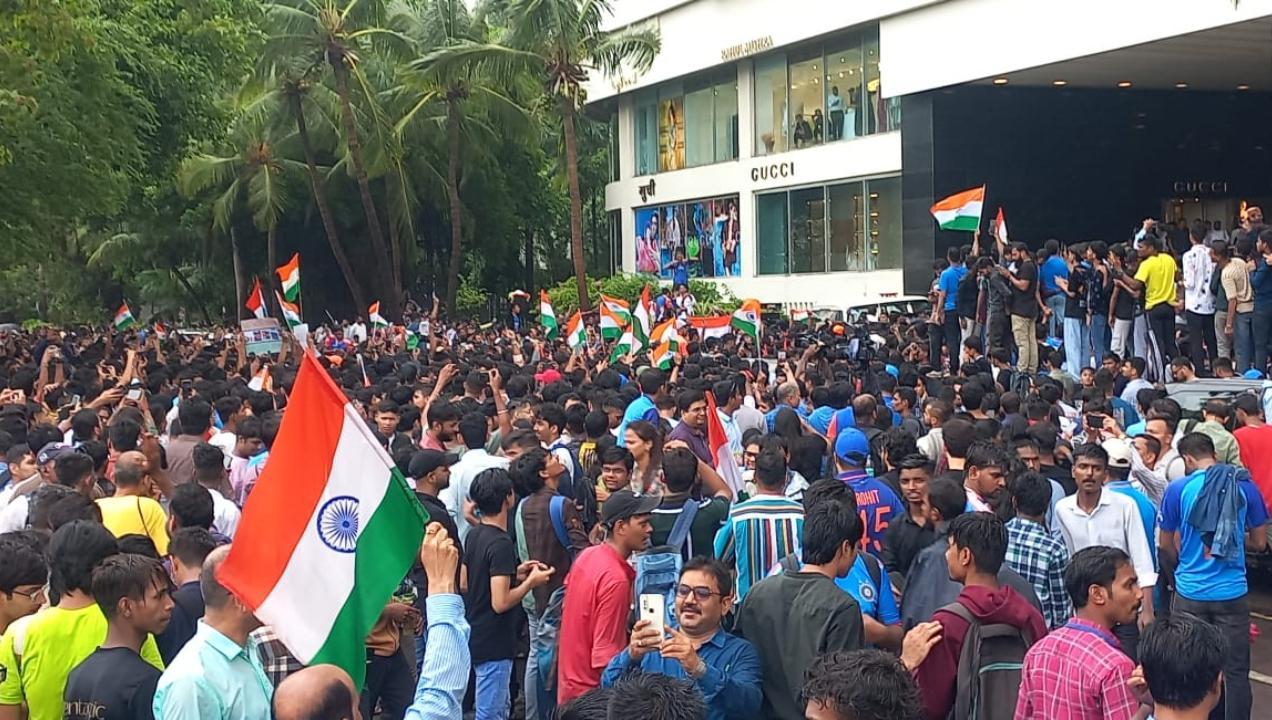 IND T20 WC Celebration Live Updates: Fans break out in large numbers