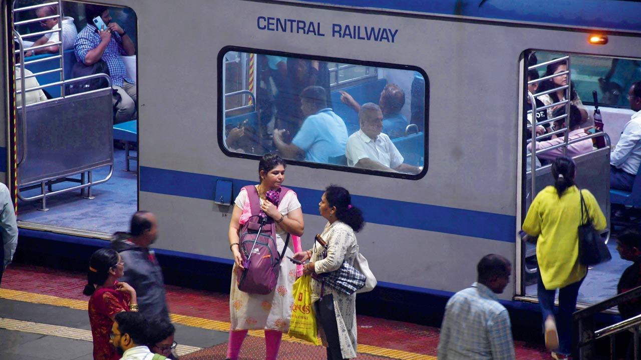 Fixed! Leaks, jams and snags on Western Railway AC locals
