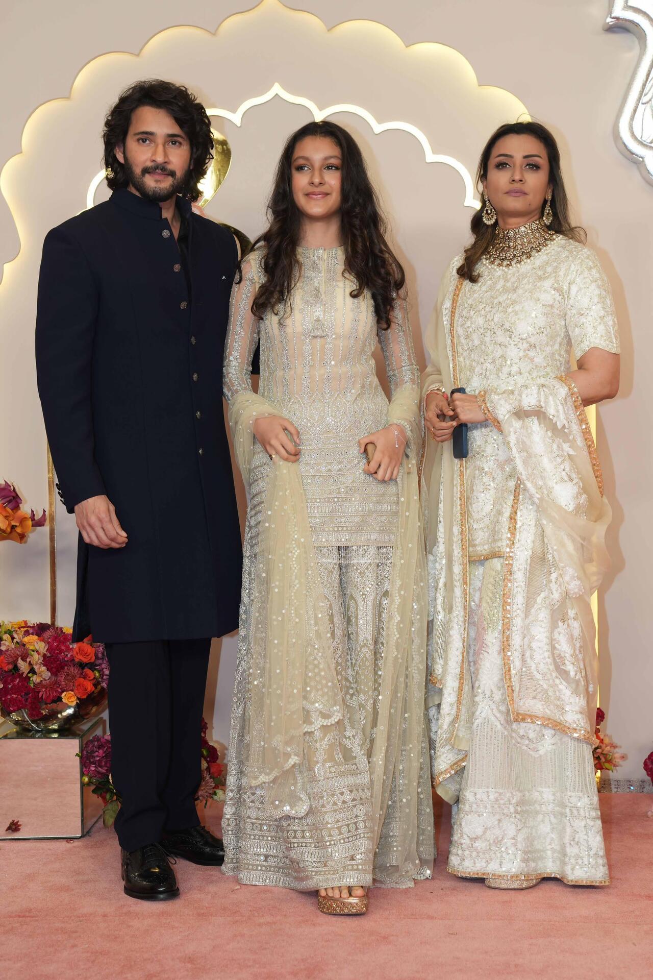Mahesh Babu with wife Namrata Shirodkar and their daughter Sitara