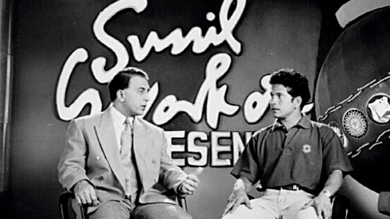 Sunil Gavaskar chats with Sachin Tendulkar for a TV show