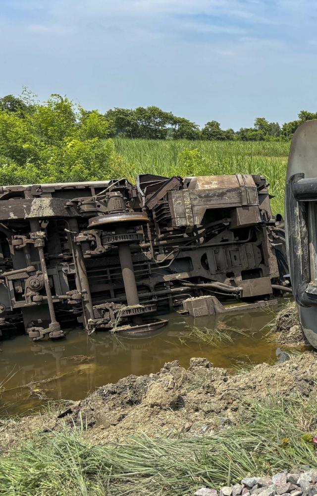 A railway official said a high-level investigation has begun to ascertain the cause behind the derailment