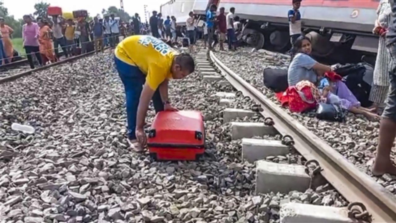 Chief Minister Yogi Adityanath directed local authorities to extend full support to affected passengers. Helpline numbers were activated to assist relatives seeking information about the incident.