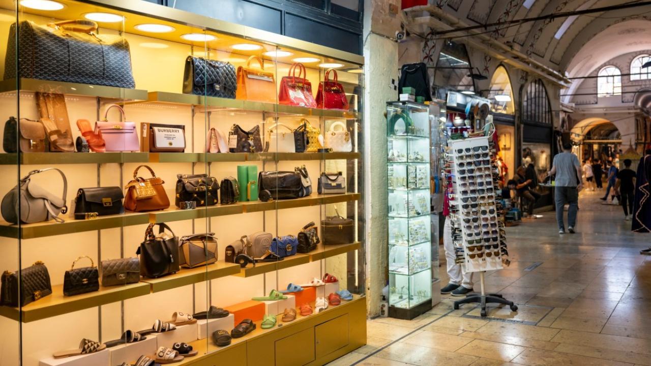 IN PHOTOS: Istanbul’s iconic Grand Bazaar flooded with fake luxury items