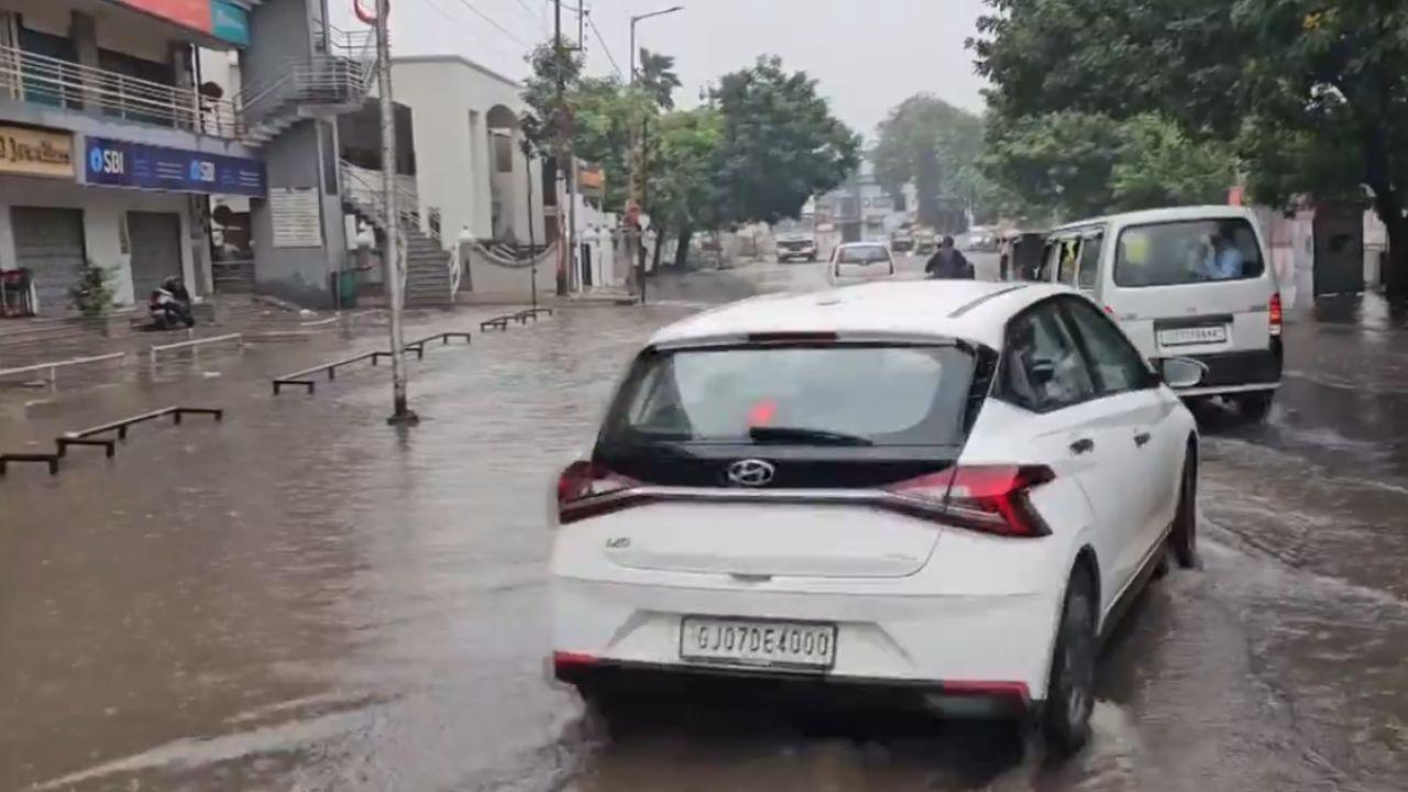 IN PHOTOS: Torrential rains cause flood-like situation in Gujarat's Nadiad