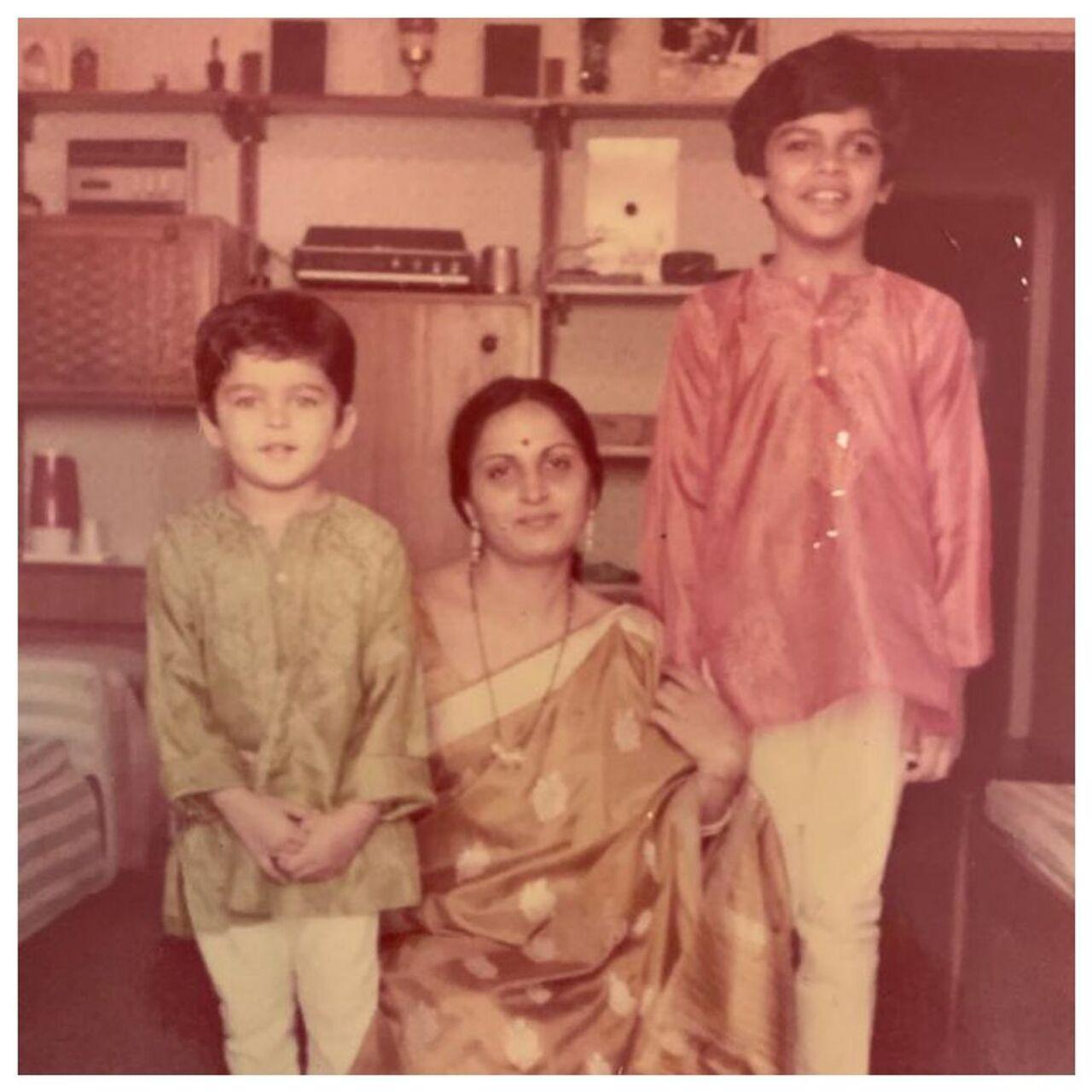 Jugal Hansraj with his mother during his childhood days