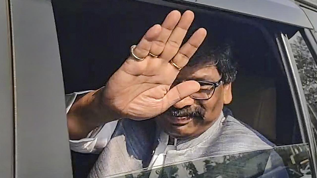 ED moves SC challenging bail to Hemant Soren