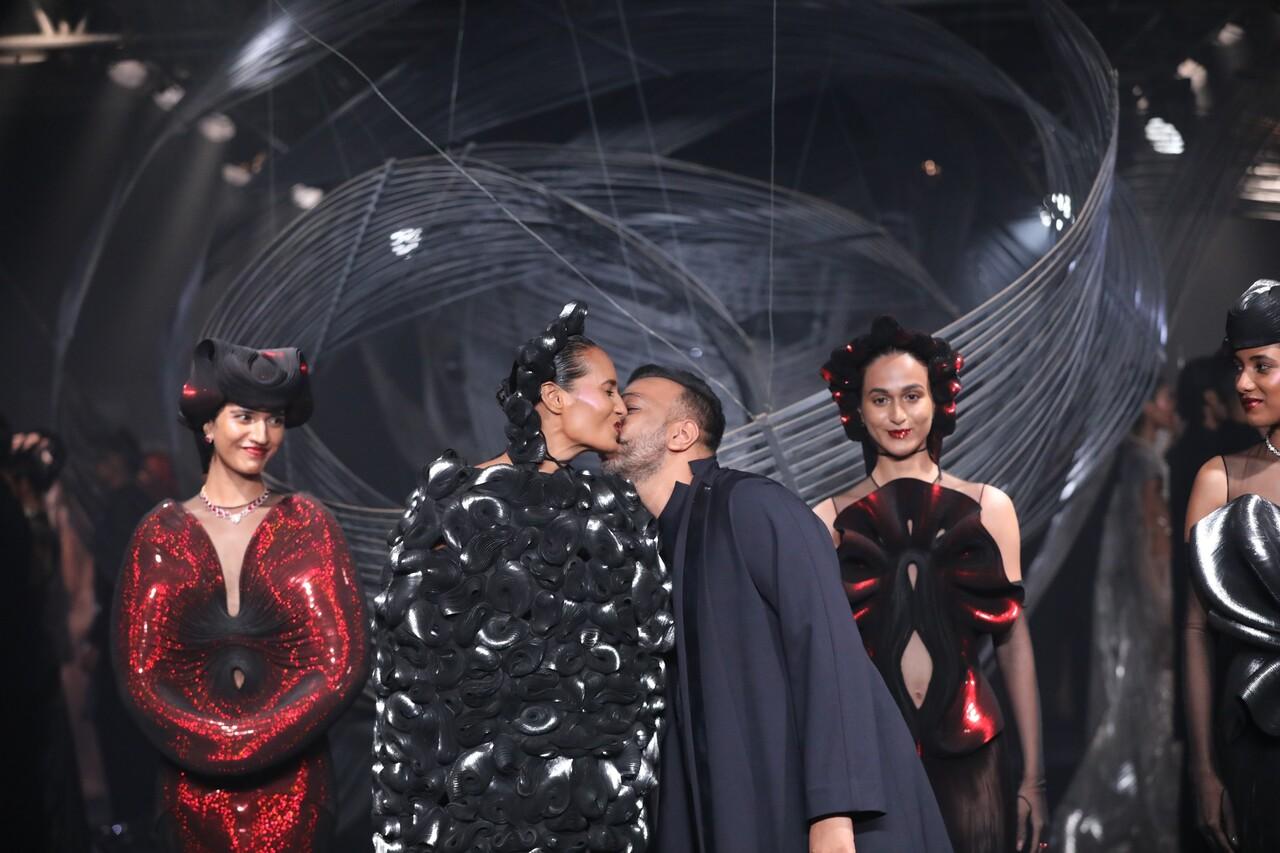 Amit Aggarwal presented his collection ‘Time’ at the India Couture Week 2024, held at The Taj Palace, Chanakyapuri, New Delhi. 