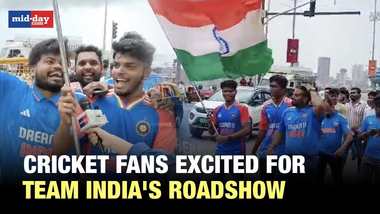 Team India Mumbai Roadshow: Excited cricket fans cheer with joy 