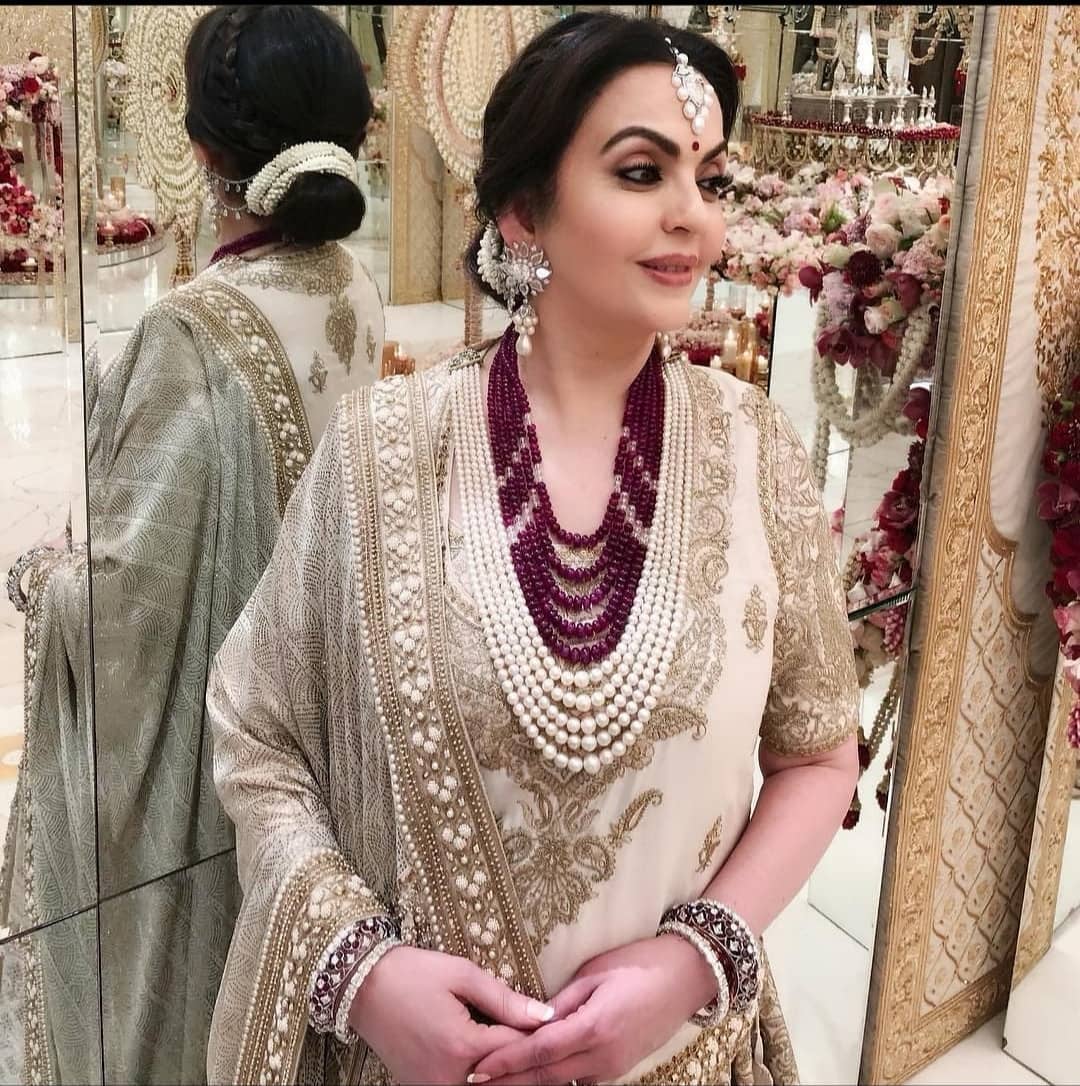 The hot and humid Mumbai summer can be tough to handle, but Mukesh Ambani and his family have a snow room in their mansion to cool off.