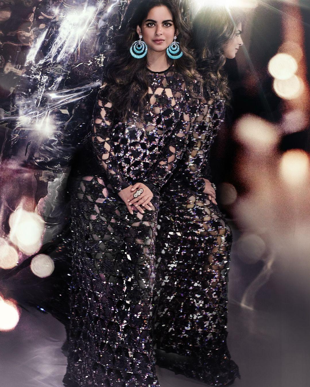 Isha brought in a high dose of glamour aided by bling in a Givenchy dress from her archive. That being said her jewellery took the limelight in this look. 