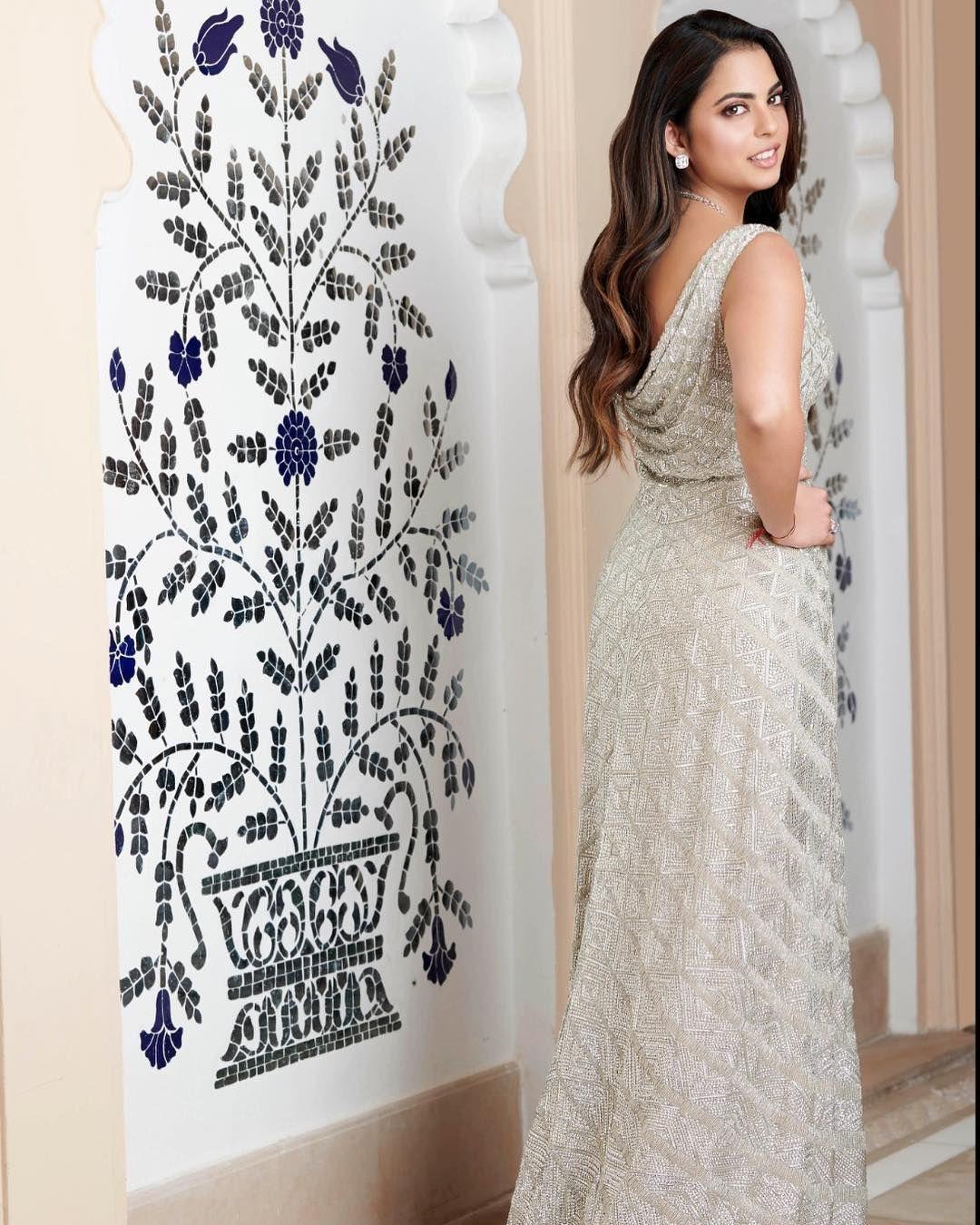 Pre-wedding dinner
Valentino designed a custom embroidered silver evening gown for one of Isha Ambani's pre-wedding events.