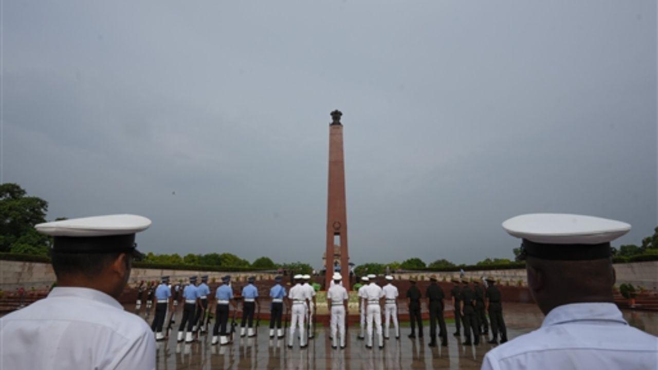 Lieutenant Governor Manoj Sinha paid homage to the armed forces, recognizing their supreme sacrifice during Operation Vijay.