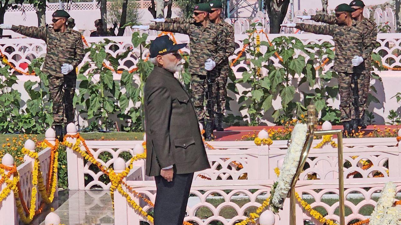 President Murmu paid tribute to the courage and valour of the soldiers, focusing on their supreme sacrifice for protecting India's territory. I am sure that all countrymen will draw inspiration from their sacrifice and valour, she said. 