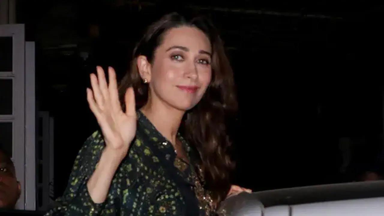 As 'IBD 4' judge, Karisma Kapoor is reminded of the time when she tried different dance forms