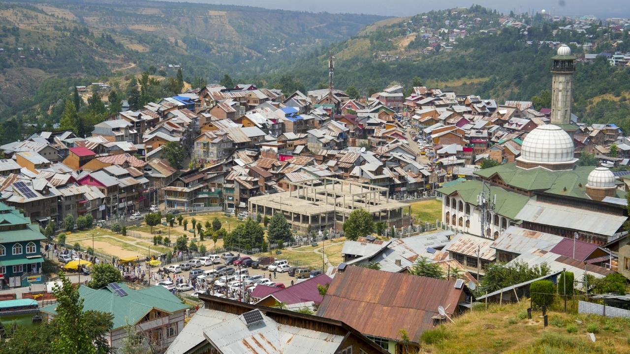 Qazigund and Kokernag towns in south Kashmir also recorded their hottest July day on Sunday
