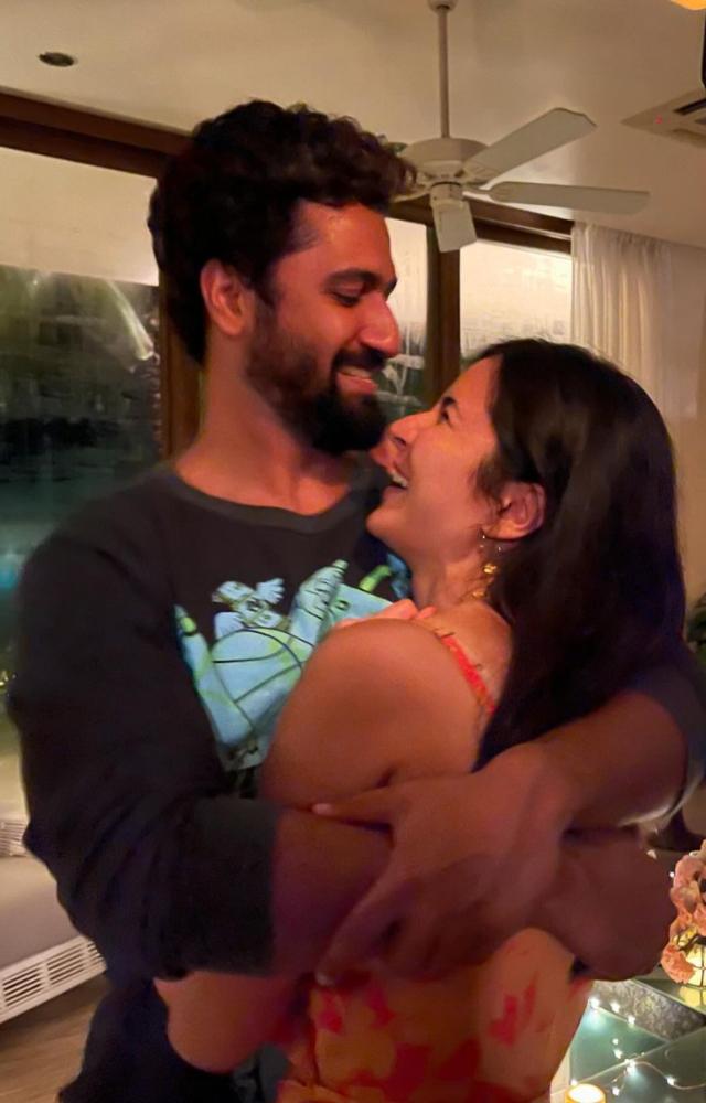 A hug from your loved one is the best thing in the world, and here`s proof. 
