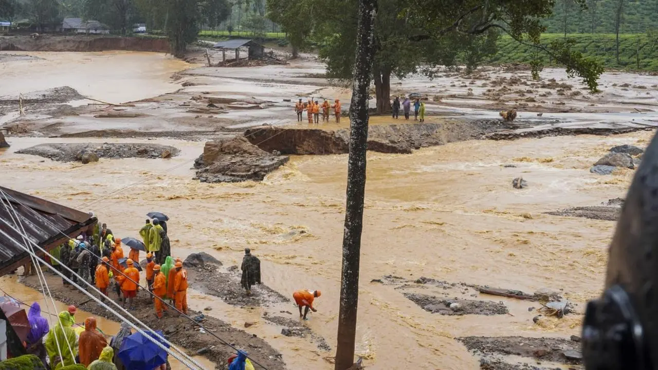IN PHOTOS: Army, NDRF join rescue operations as death toll crosses 120 in Kerala