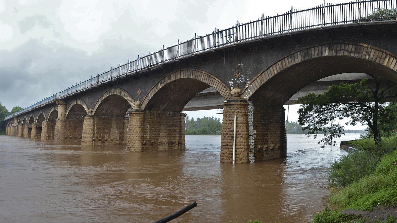 Kolhapur floods: Over 5,800 people relocated, 54 roads closed amid rising water levels
