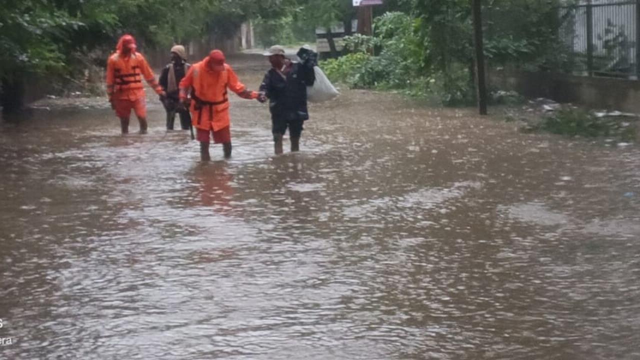 He further said though the India Meteorological Department has issued an orange alert for the district, the rains have stopped in the city