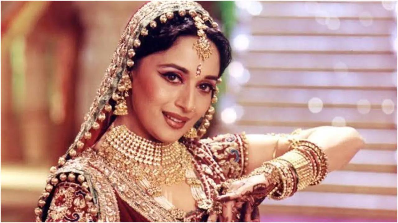 As Devdas has completed its glorious 22 years, Bhansali Productions relived the nostalgia with a video encapsulating the chips from the film. Read full story here