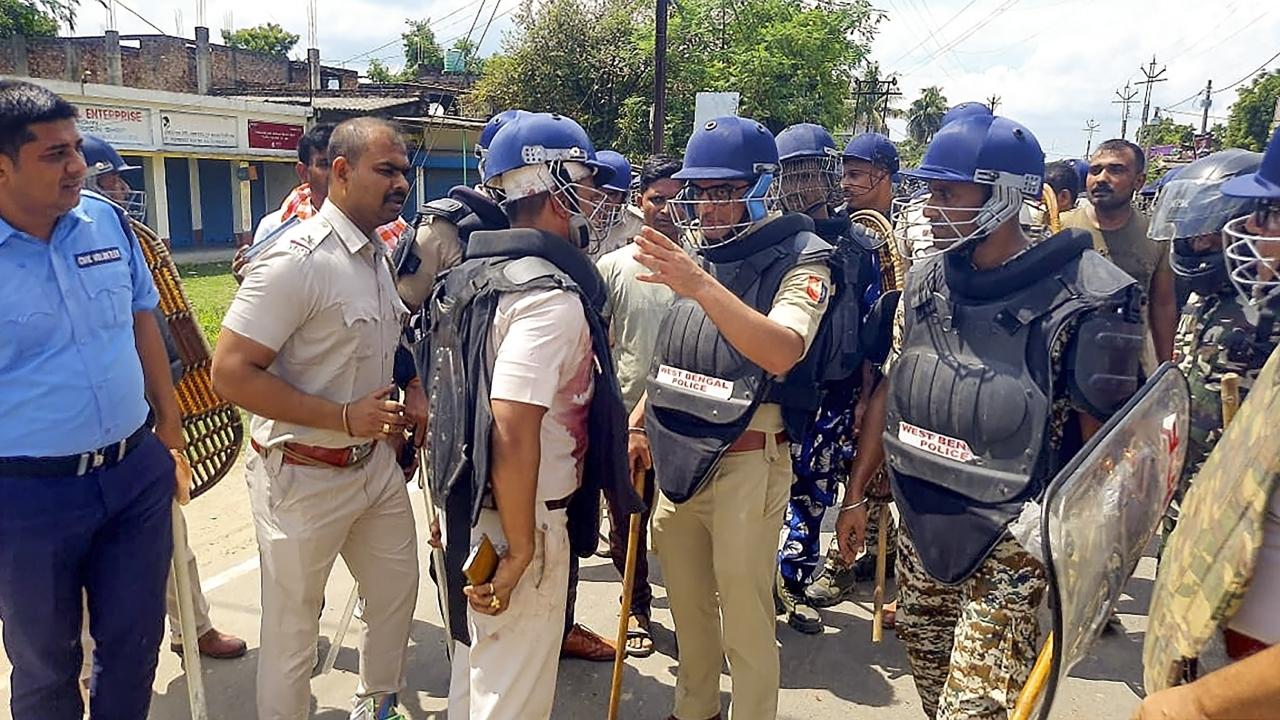 When police went to clear the road for traffic, they refused to lift the blockade and started hurling stones at the personnel, SP Pradeep Kumar Yadav said. The mob also vandalised police vehicles, he said