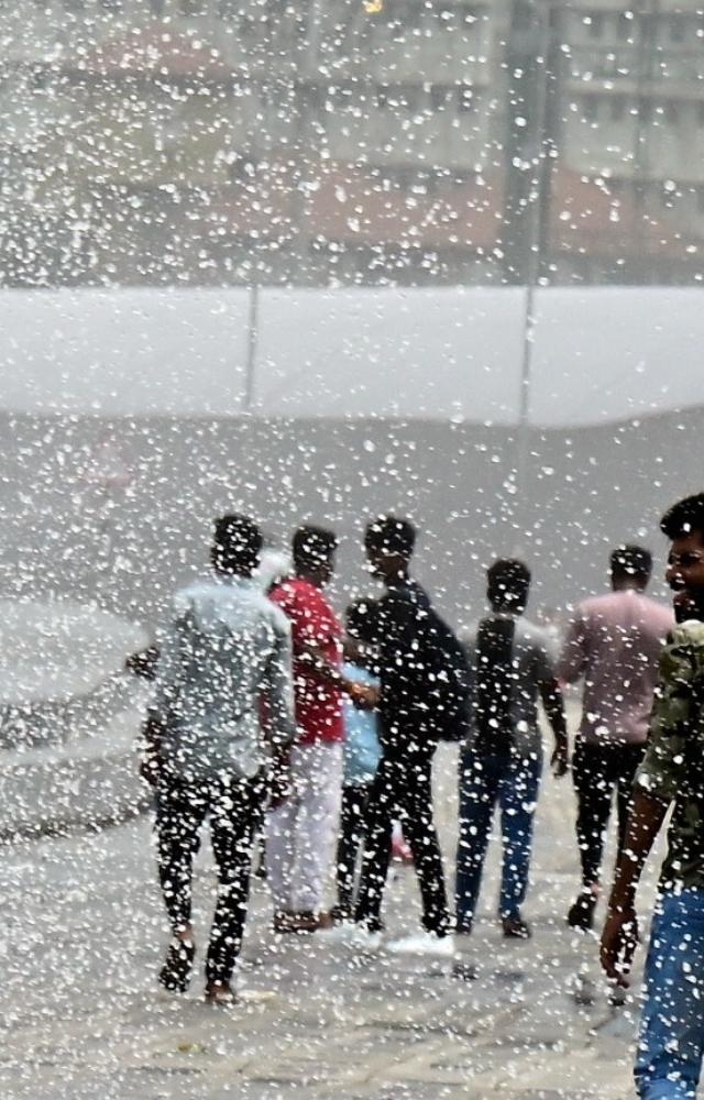 The civic body said that a high tide was expected at 09:23 hours
