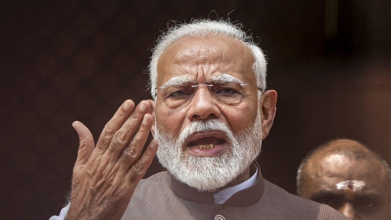 The Prime Minister highlighted the importance of the Monsoon session of Parliament, noting that it is a significant event in India’s democratic journey. He remarked on the historic achievement of presenting the first budget of a third consecutive term of government.