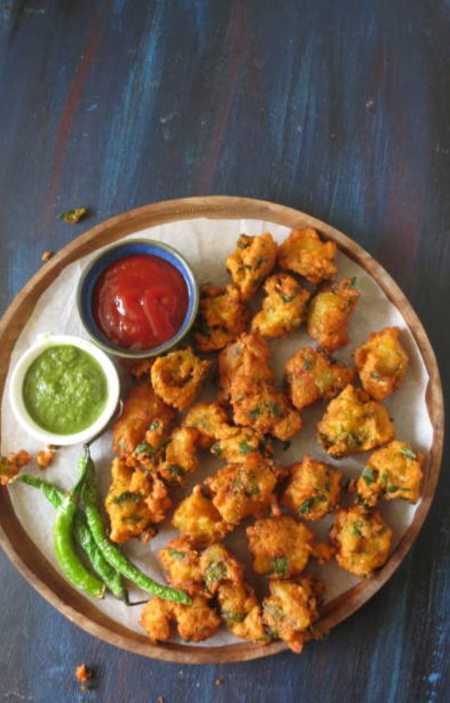Pakoras and bhajiyas reign supreme when it comes to monsoon snacks. This fried dish can be made with different vegetables like onion, potato, palak, etc.