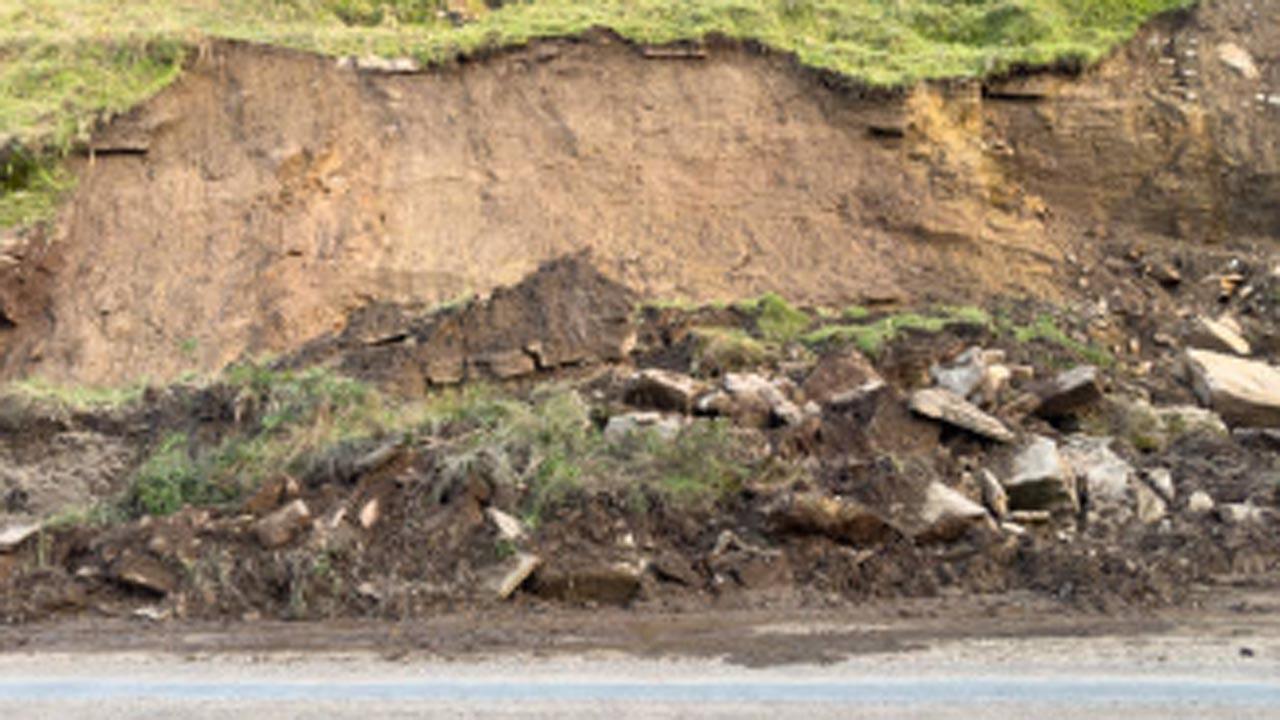Mumbai: Worker killed in mudslide at Malad construction site