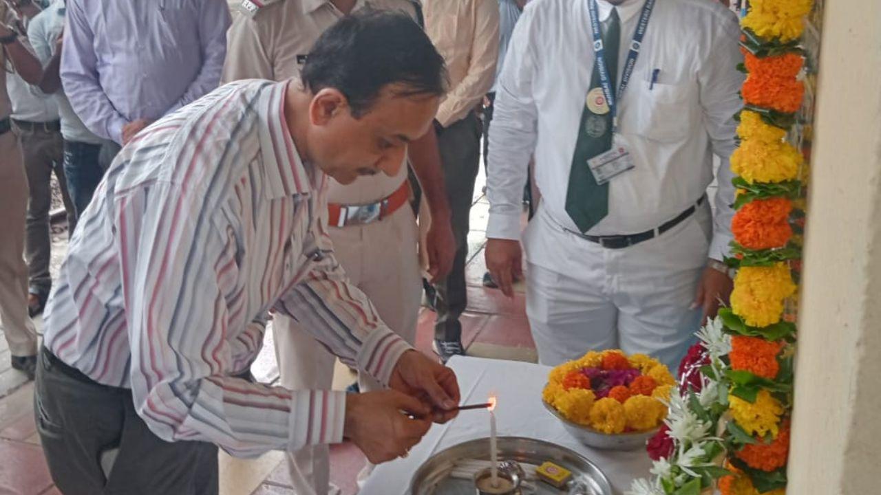 On the 18th anniversary of the 2006 Mumbai train bombings, the top officials laid a wreath and lit candle before the memorials on the seven Western Line station that were affected in the blast. 
