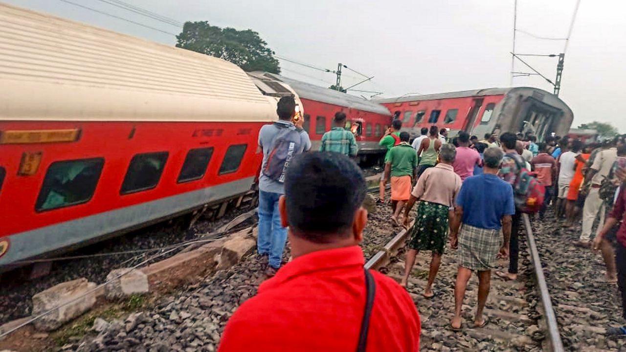 Rescue operations are being carried out promptly at the site of the Howrah-Mumbai Mail derailment. The National Disaster Response Force (NDRF) and local authorities are working together to assist the injured and evacuate passengers. Jharkhand Chief Minister Hemant Soren has directed officials to expedite relief operations.