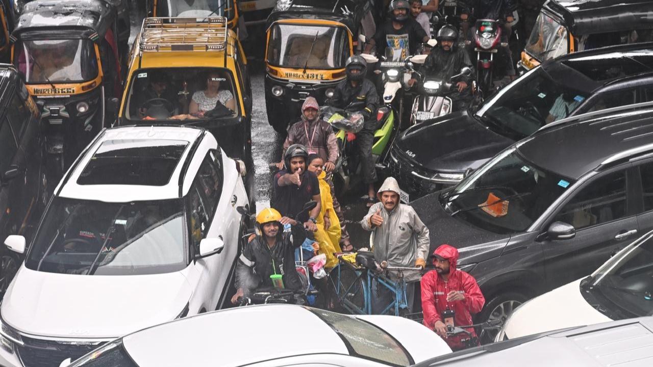 CM Shinde instructed the authorities stating that the accident-prone areas should be surveyed, flood control methods should be adopted and traffic must be diverted as required
