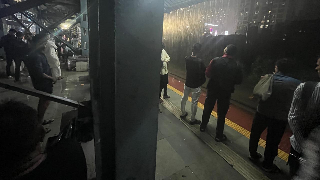 The first incident of water-logging was reported between Bhandup and Nahur stations in Mumbai, followed by Sion-Kurla, Chunabhatti, Dadar, and other locations