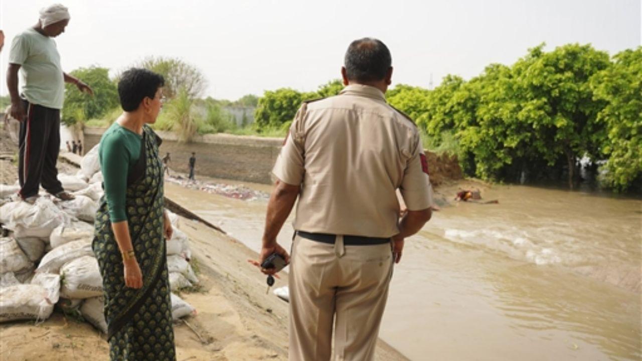 On Thursday night, dewatering machines were deployed to clear the waterlogging in the affected areas. The breach in the canal's Career Lined Channel (CLC) resulted in floods, prompting immediate action to mitigate the impact on the residents of the JJ Colony in Bawana. 