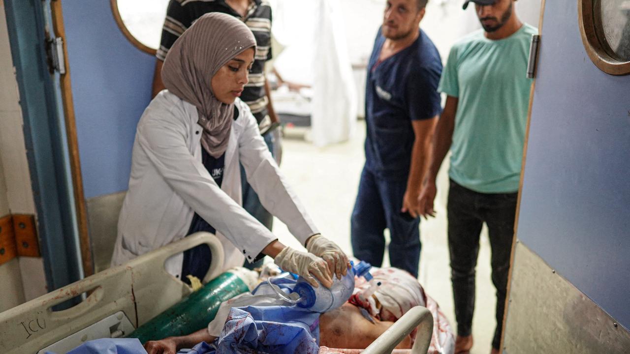 Palestinian official warns of weak health capabilities in Gaza hospitals
