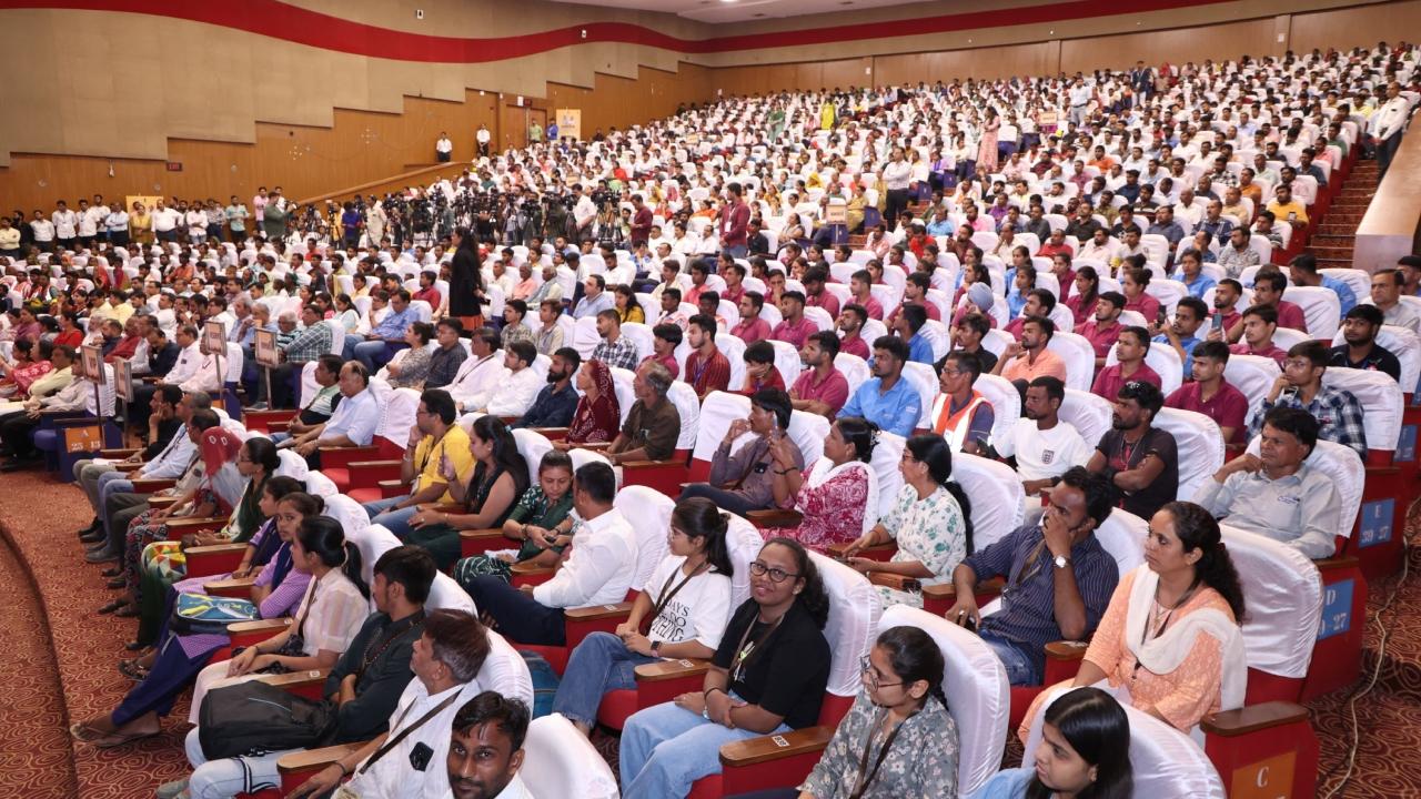 Accommodation will be provided to construction workers for a daily rent of Rs 5 per person