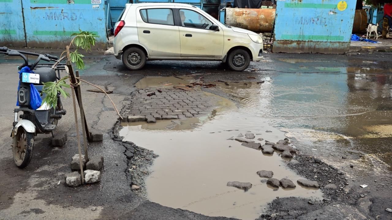 The BMC claims that it will help track potholes in real-time. The dashboard will also provide information on the work progress of asphalt and concrete roads