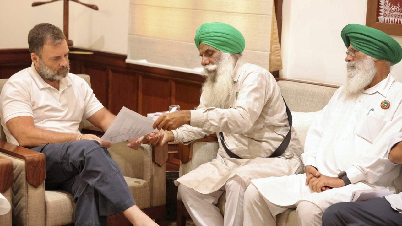 IN PHOTOS: Rahul Gandhi meets farmer leaders in the Parliament