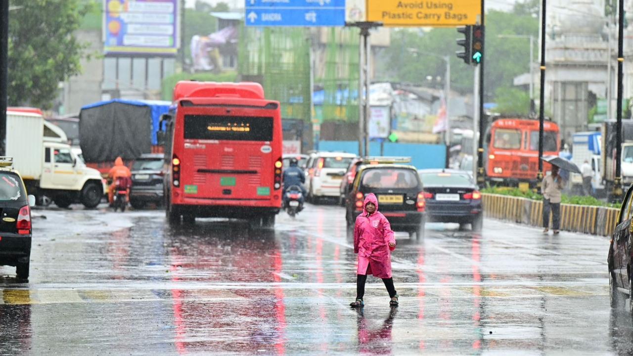 Maharashtra weather update: Mumbai on yellow alert till July 23; heavy rain likely in Thane and Palghar