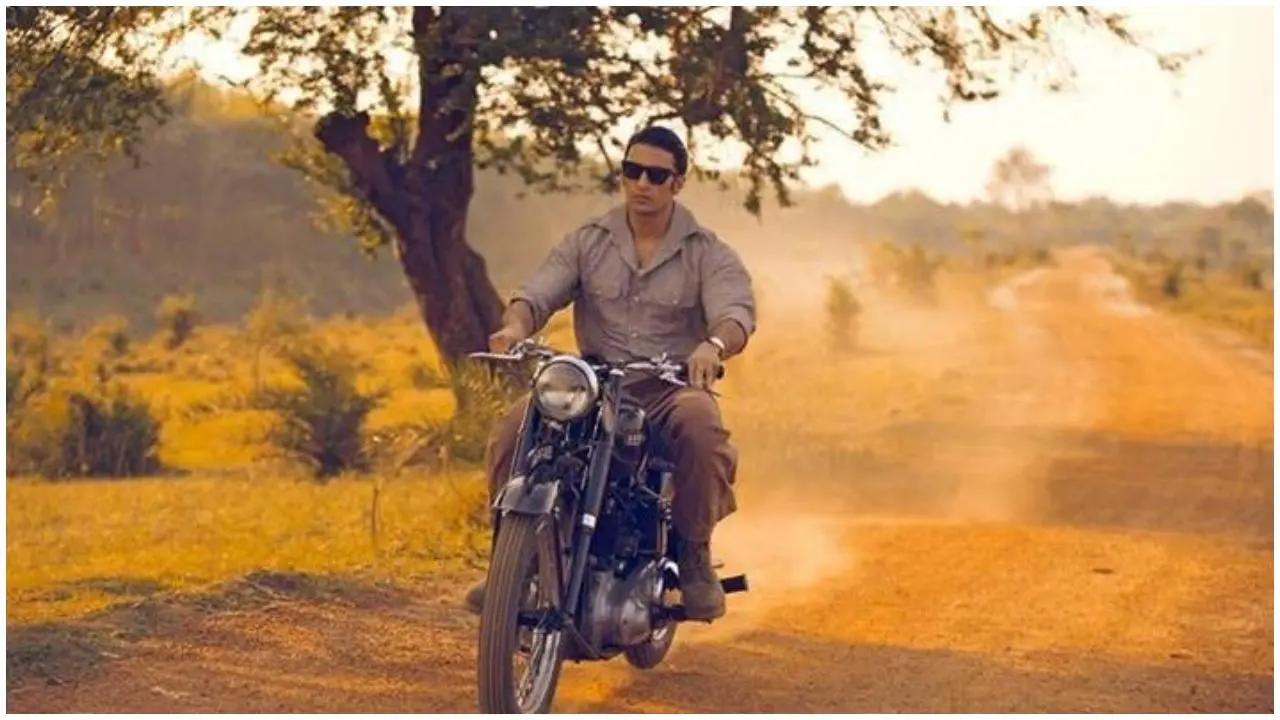 11 Years of 'Lootera': How Ranveer Singh left his quirky 'Delhi boy' persona behind to take on a nuanced role