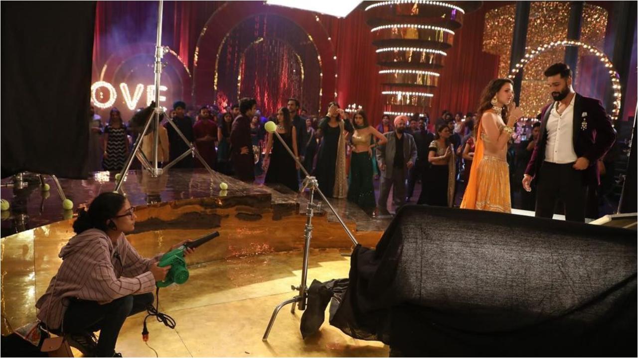 Sushmita Sen's daughter turned intern AD for Anand Tiwari-directorial 'Bad Newz'. The film stars Vicky Kaushal, Triptii Dimri and Ammy Virk. Read full story here