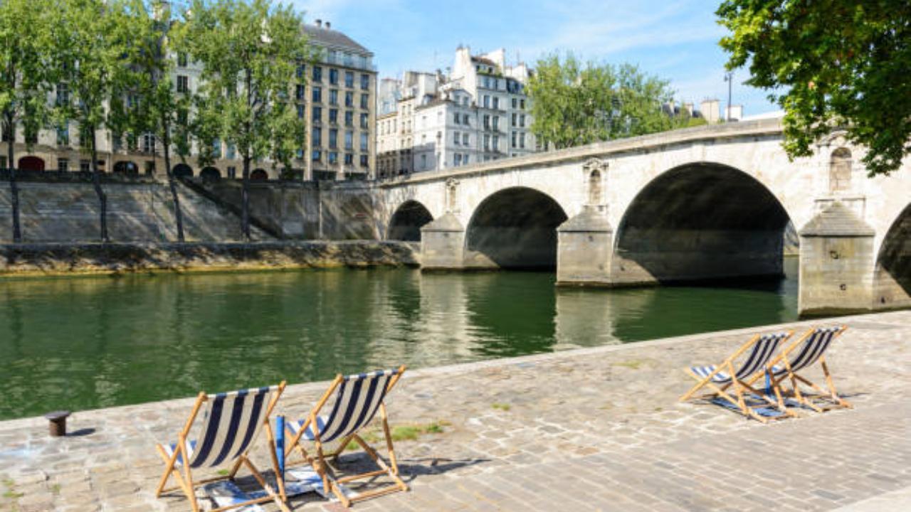 Seine swimming sessions called off due to faecal contamination and pollution