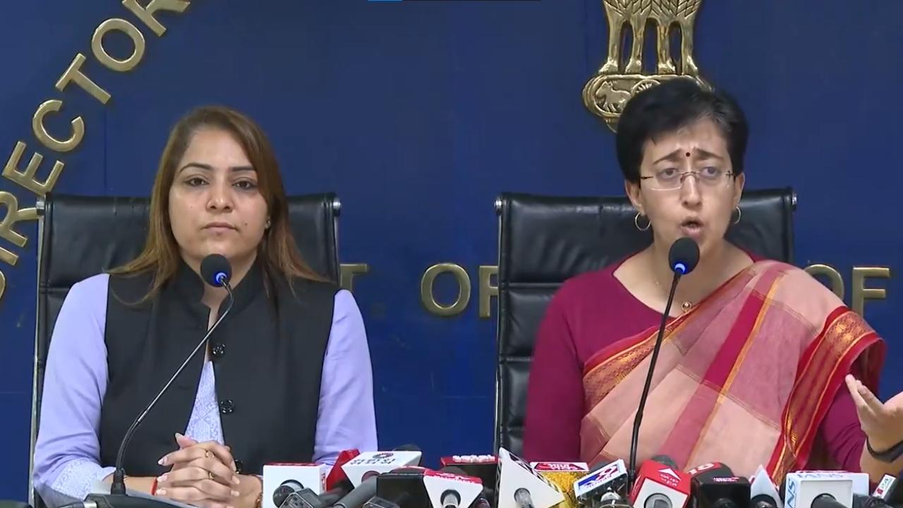 Further, she added that the Municipal Corporation of Delhi will have to abide by all the new rules and regulations that will be passed and strict actions will be taken against all those who will be found guilty