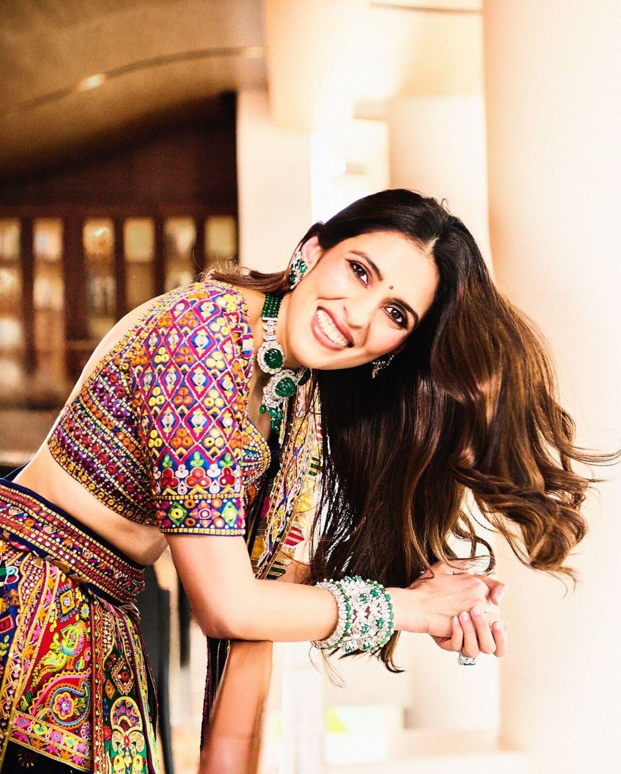 Another look of Shloka’s from the pre-wedding festivities is that of a vibrant Abu Jani Sandeep Khosla ensemble. 