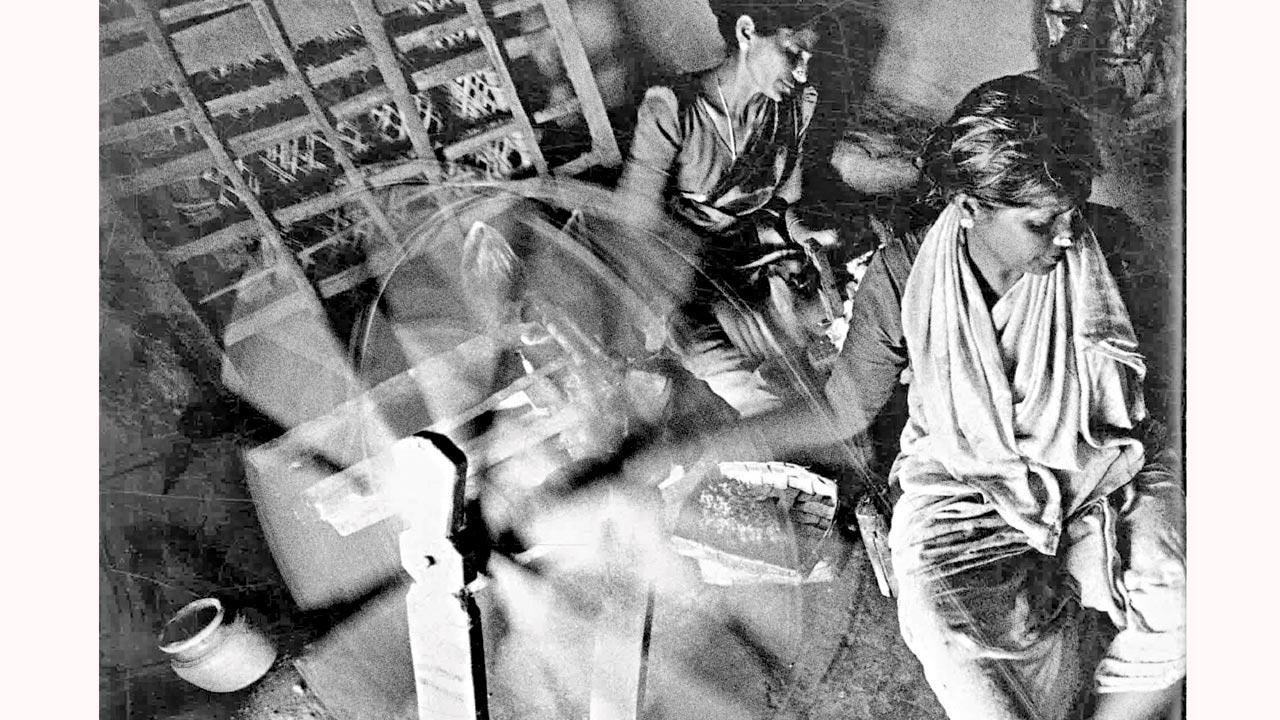 Room 4 of the exhibition showcases Manuel Bauer’s 2001 photographs for Khadi - The Fabric of Freedom, curated by Martand Singh. The black and white series captures stages of hand-preparing and spinning cotton in Baswaria, Bihar and Bontalakoduru, Mandavakuriti, and Ponduru in Srikakulam district of Andhra Pradesh. These traditional processes are still in use today, and Gandhi’s preference for Ponduru Khadi continues to influence contemporary politicians